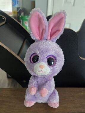 Ty Beanie Boo Petunia Purple Plush Bunny Small Stuffed Animal 2011